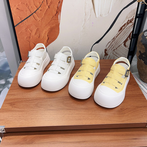 韩版真皮编织镂空小白鞋女2026春夏新款i厚底增高休闲板鞋洞洞鞋c