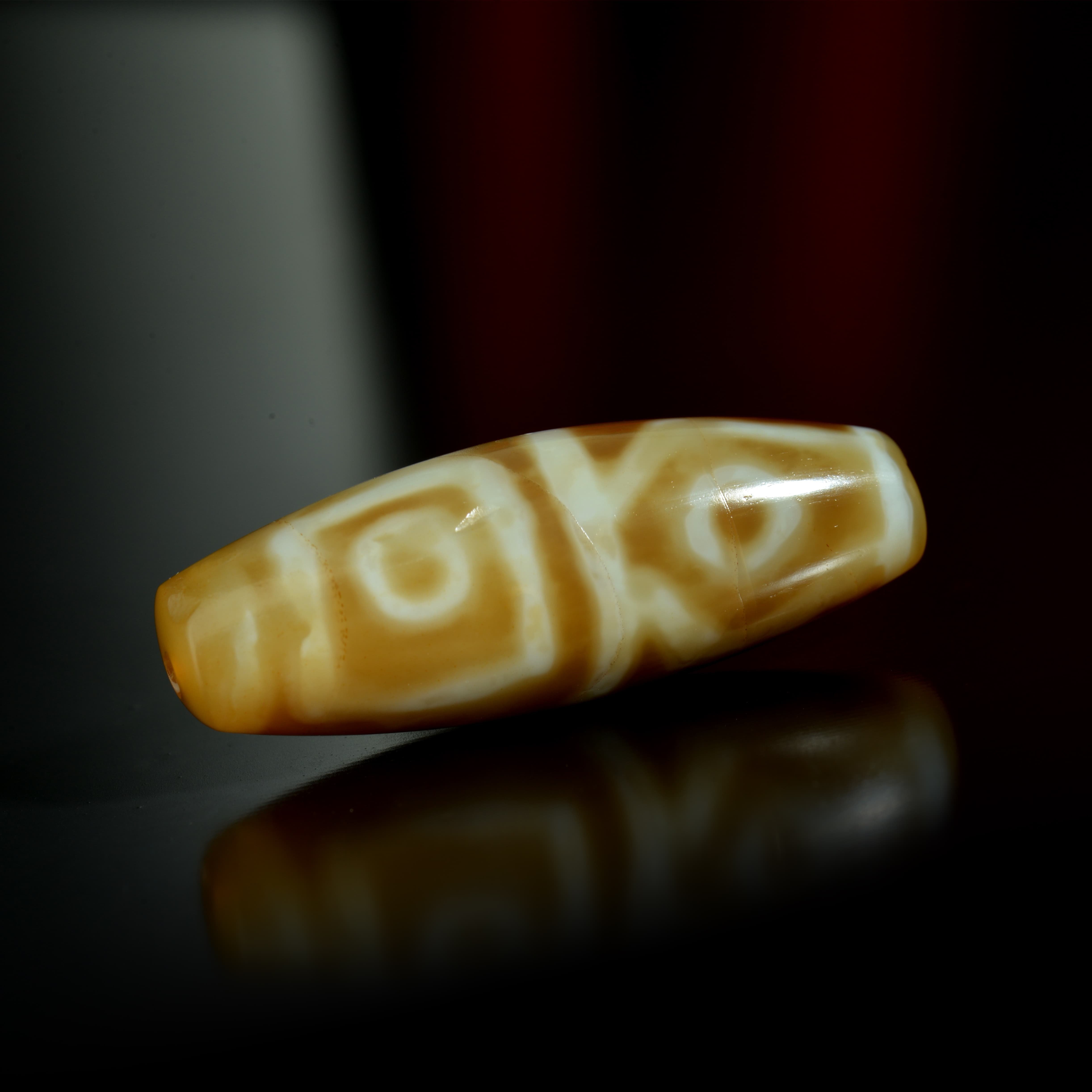 【大西藏天珠馆】千年至纯特殊双天地四眼老天珠