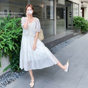 法式蕾丝刺绣吊带连衣裙套装女2025夏季新款温柔风绝美减龄两件套图片