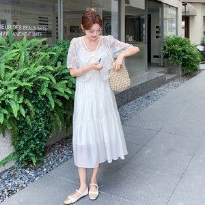 法式蕾丝刺绣吊带连衣裙套装女2025夏季新款温柔风绝美减龄两件套图片