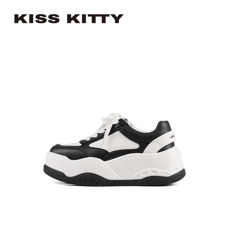 KISSKITTY厚底熊猫色休闲鞋女款26年春季新款通勤不累脚增高板鞋