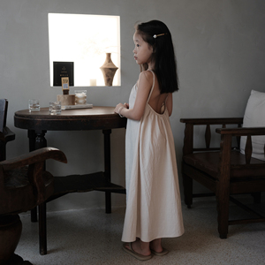 Lovinyanna新色吊带露背度假裙 米白纯黑樱桃印花 女童长裙夏秋款