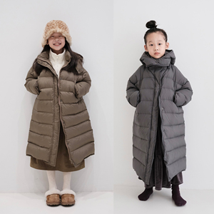Lovinyanna童装 亲子款~金棕色/灰色长款羽绒服+驼色拉链毛衣