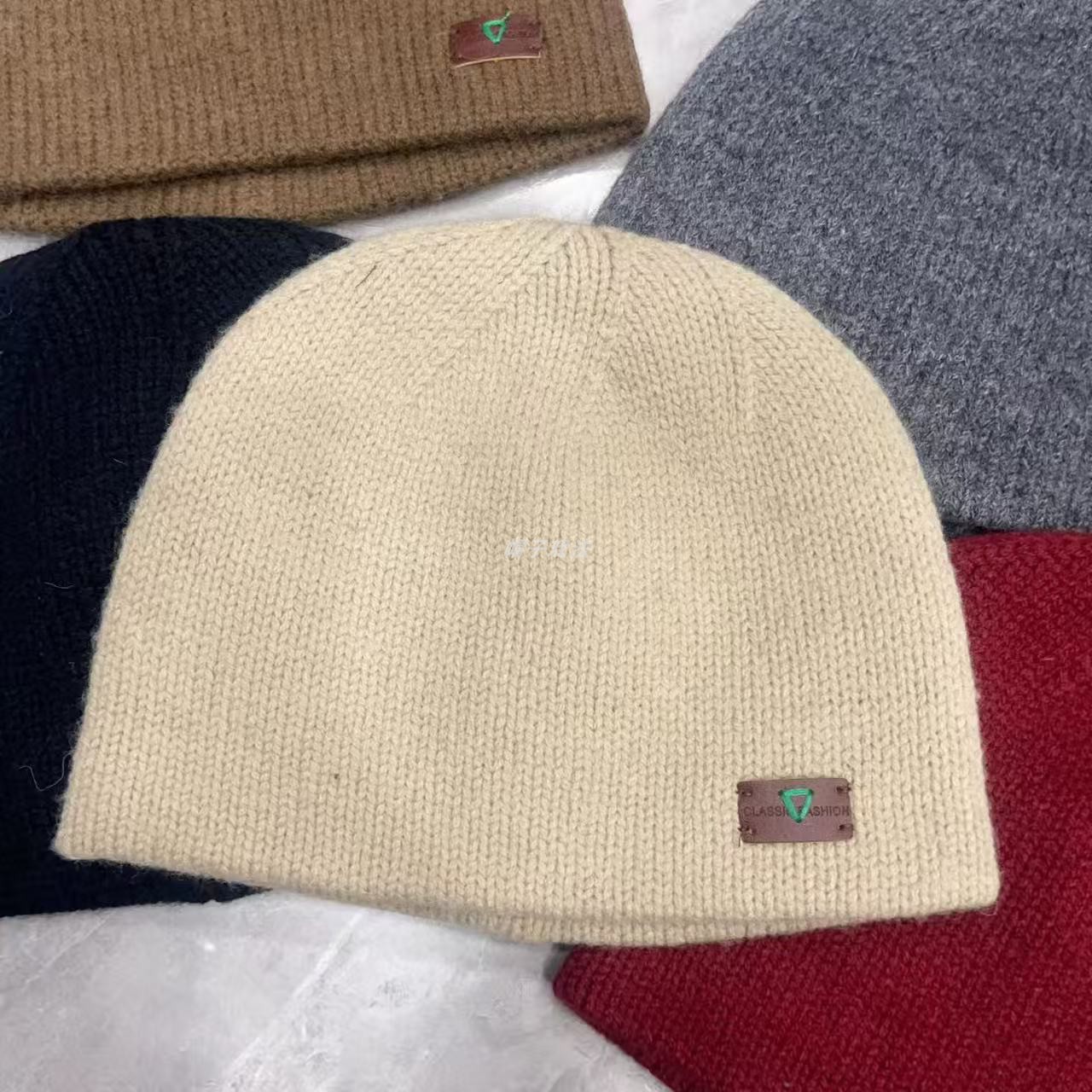 显瘦绿三角网红盖耳秋冬羊毛宽松韩版加厚百搭直边男女冷帽针织帽