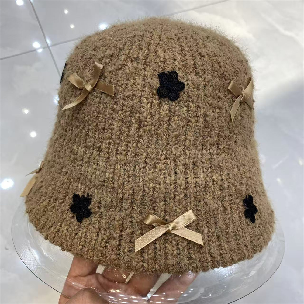 可爱棉麻小花蝴蝶结保暖护耳百搭显脸小针织秋季女式盆帽渔夫筒帽