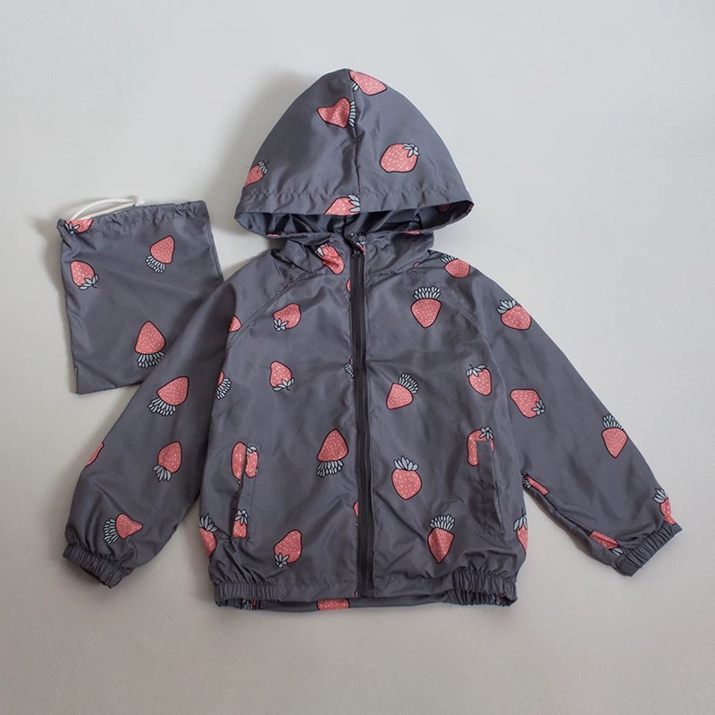 特价120-140尺码偏小春秋女童连帽外套冲锋衣外套柔软顺滑棉内衬