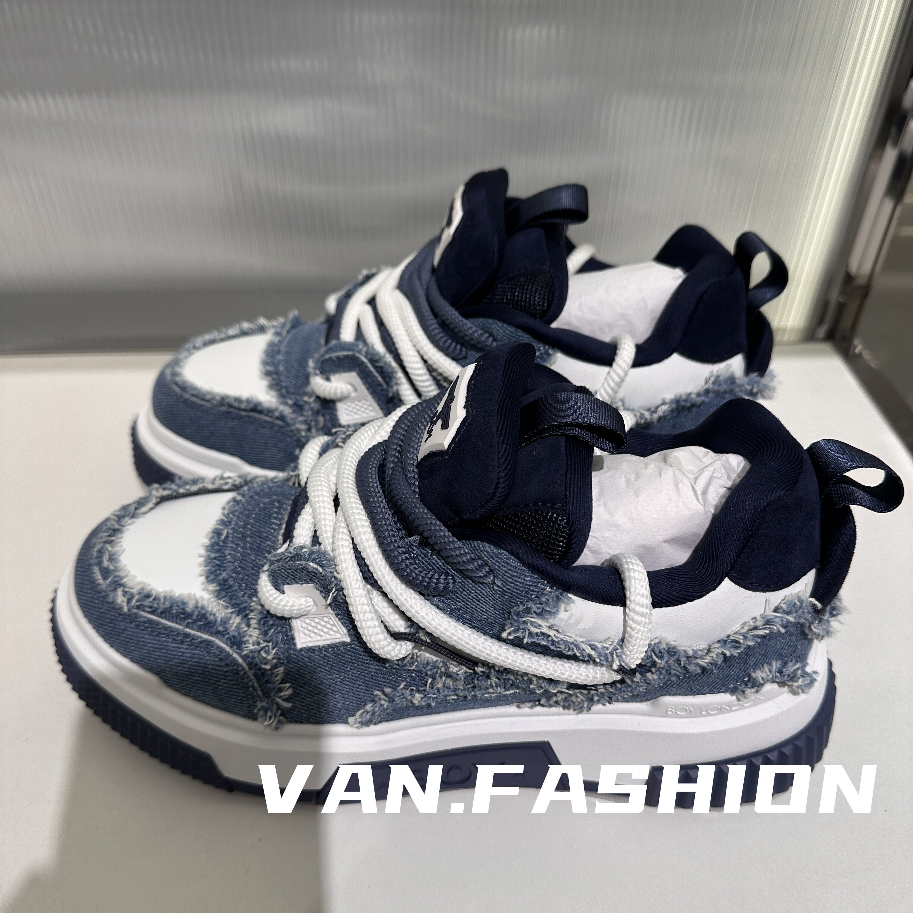 BOY LONDON专柜正品25秋牛仔布拼接休闲鞋板鞋B253N7903006原599