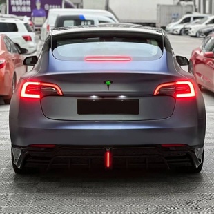 yofer包围前后唇铲侧裙尾翼bskt魔星前杠 适用于特斯拉model3改装