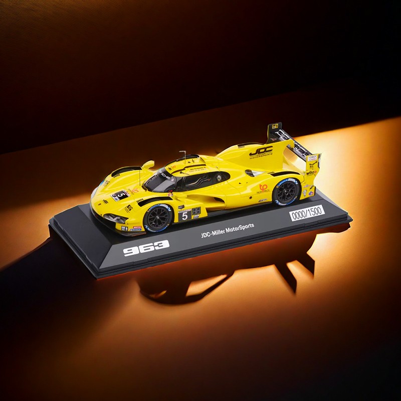 原厂限量版收藏汽车模型