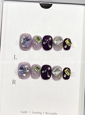 紫钻 新款猫眼纯手工穿戴甲短款紫色重工穿戴式美甲贴显白高级感