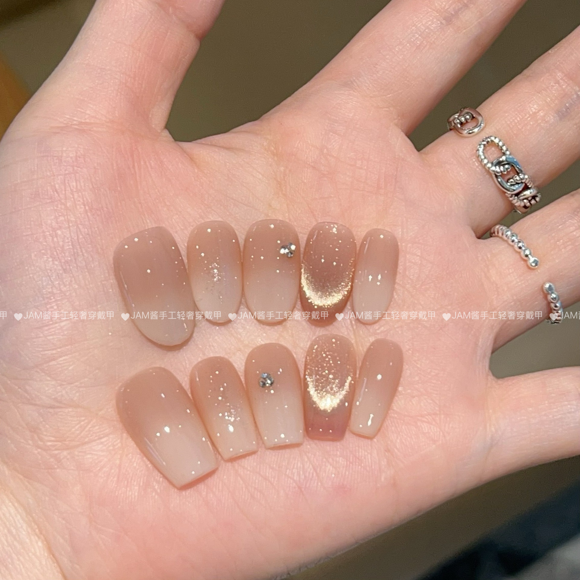 茶町 新款纯手工穿戴甲中长款纯欲裸色猫眼渐变穿戴美甲片高级感