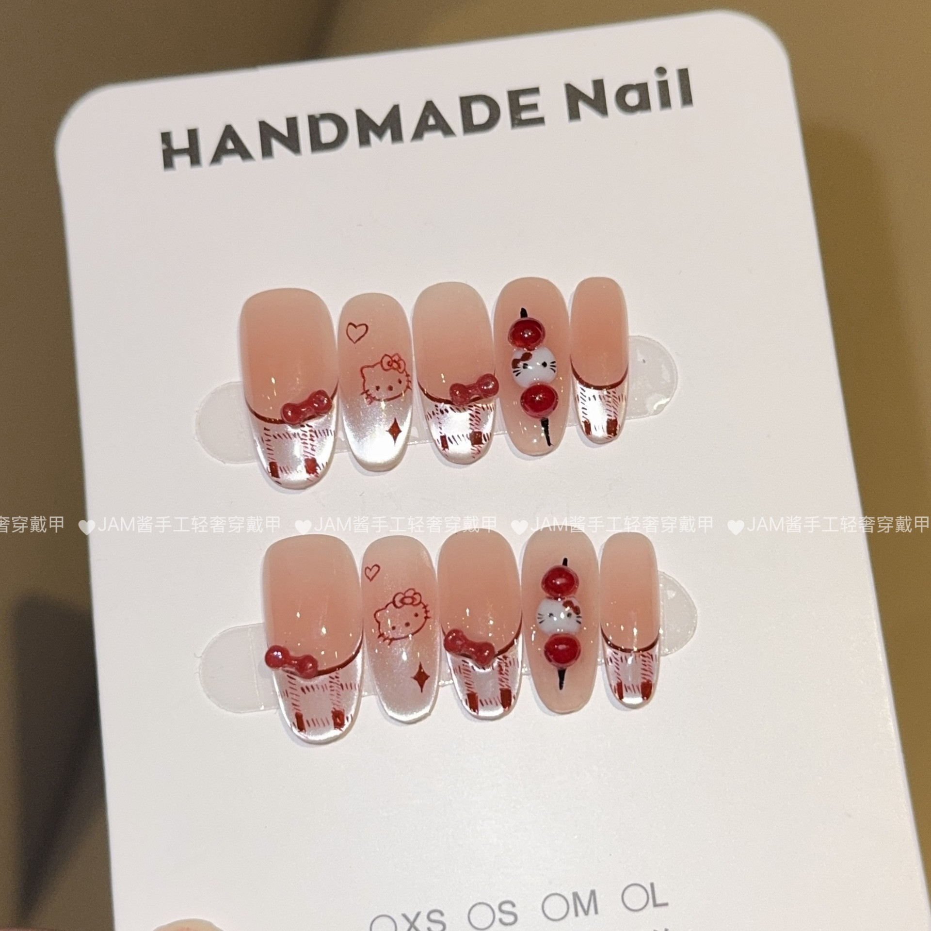 福禄kitty 新款纯手工穿戴甲短款腮红渐变凯蒂猫新年红美甲高级感,彩妆/香水/美妆工具,穿戴甲/甲片,淘宝优惠券,粉丝福利购,淘宝优惠卷