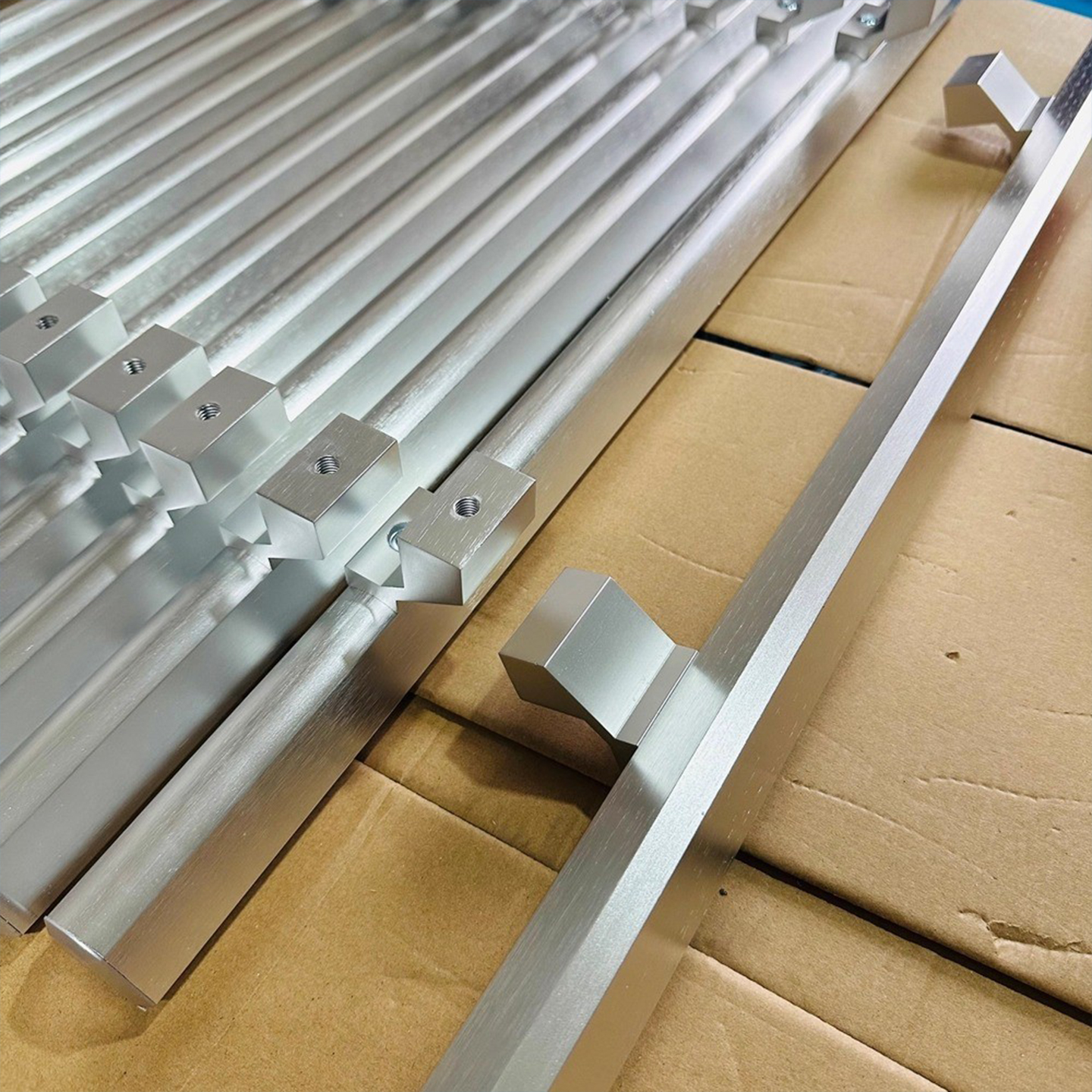 铝合金拉手实心马蹄脚消毒柜门工厂设备机床门把手抗指纹明装简约