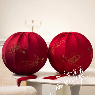 新年大红色刺绣灯笼挂饰2026新款高端别墅阳台过年大门口一对装饰