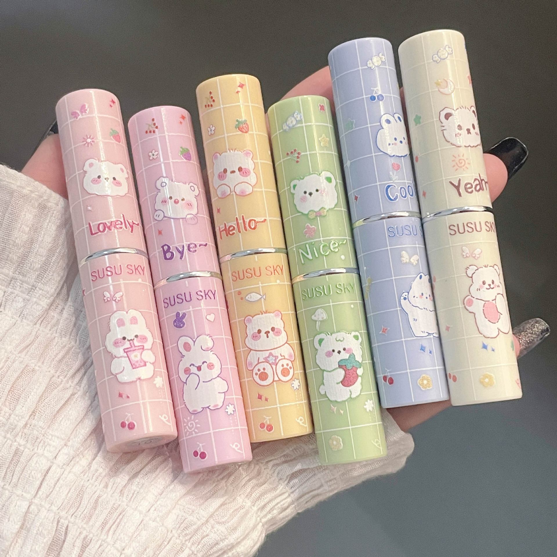 SUSU SKY萌宠乐园有色润唇膏修护滋润显气色唇蜜少女平价唇彩