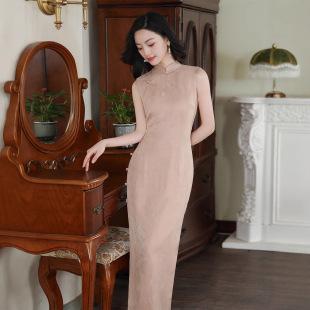 新中式旗袍绝美订婚日常可穿素雅2025新款女夏季铜氨丝粉色高级感