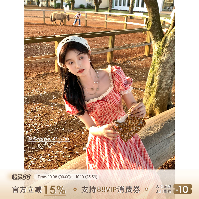 Acaine甜美格纹泡泡袖套装