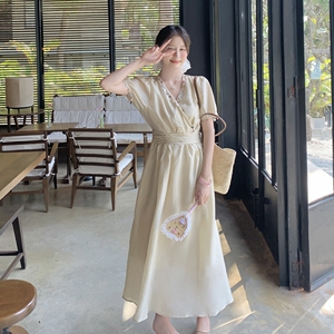 高级感V领长裙2025年夏季时尚气质优雅显瘦纯色中长款连衣裙女图片