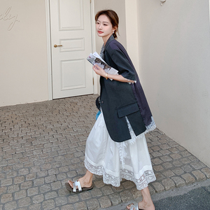 2025夏季新款时尚直筒短袖西装外套女蕾丝拼接设计感小众淡人西服图片