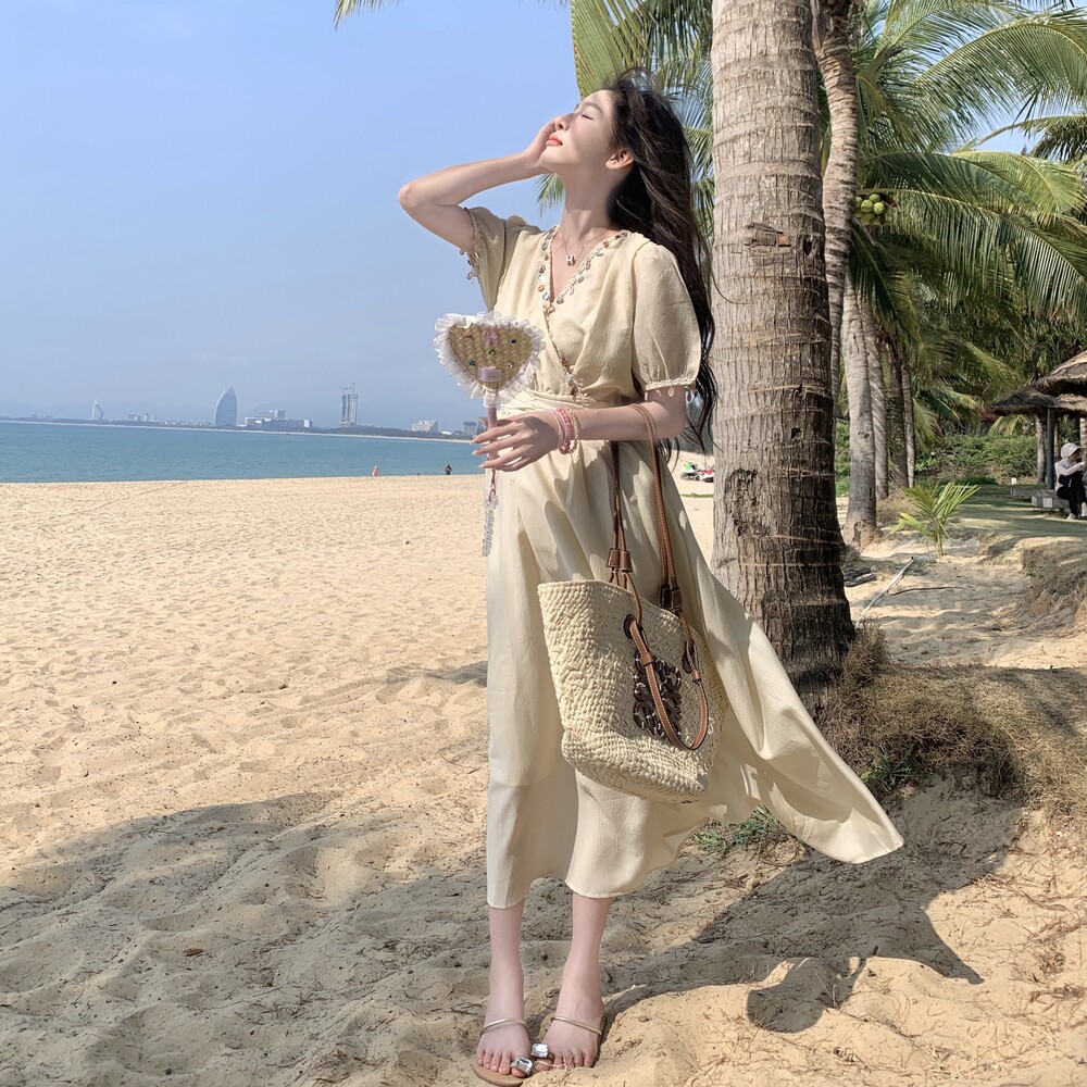 高级感V领长裙2025年夏季时尚气质优雅显瘦纯色中长款连衣裙女，女装连衣裙，浙宝160