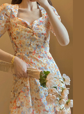 古着风法式碎花连衣裙女夏高级莫奈蓝花油画裙海边度假长款茶歇裙