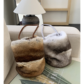 100%法培原色丝绒青紫蓝兔皮毛一体水桶包皮草手提包毛绒绒小包