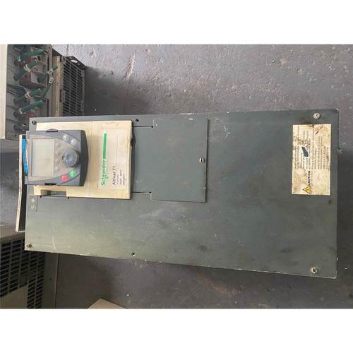 （议价）二手原装拆机施耐德变频器ATV71HD30N4Z 30KW 380V 已测