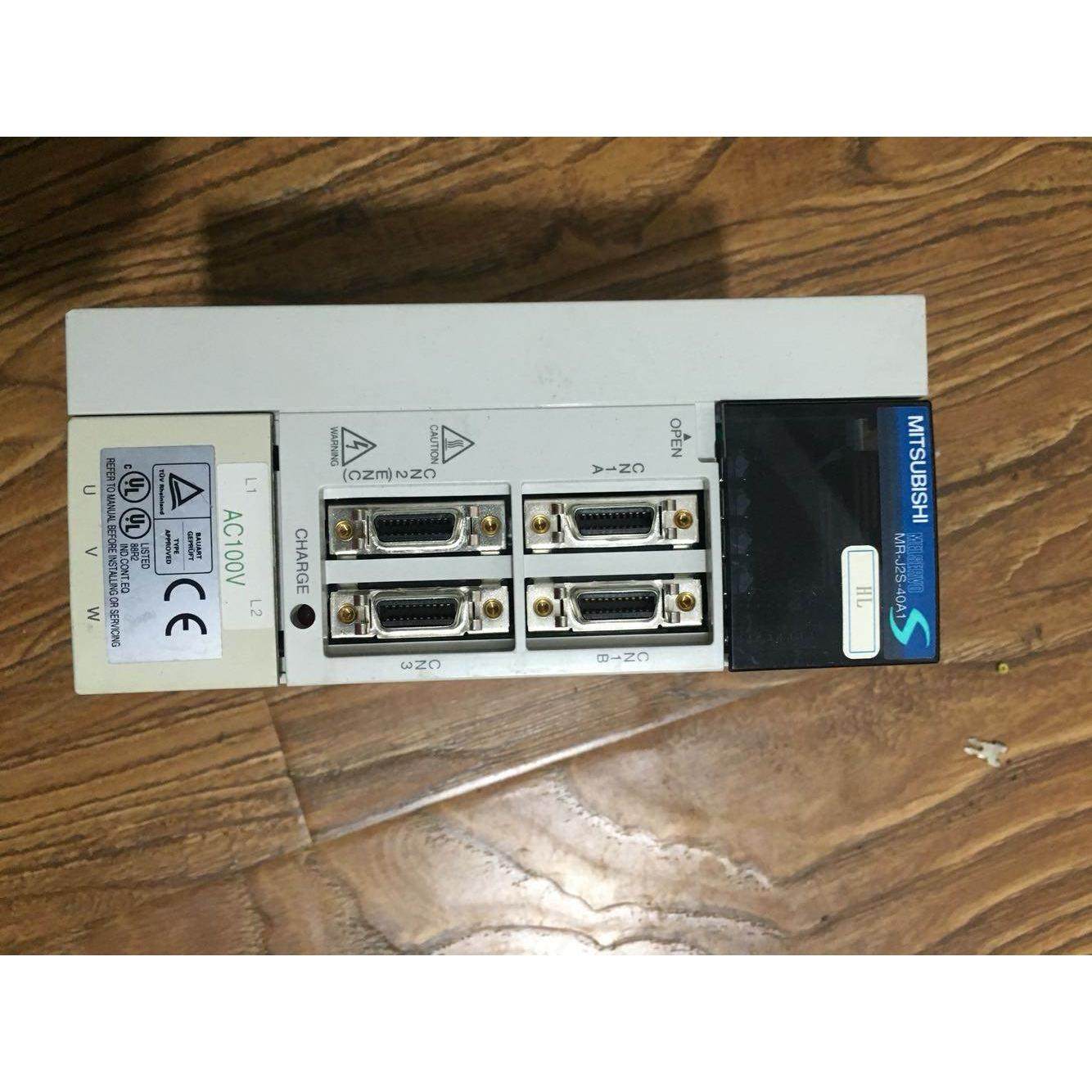 （议价）原装正品三菱伺服驱动器MR-J2S-40A1购前询价，实物拍摄