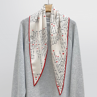 After【莫扎特手稿】显白百搭亲肤桑蚕丝羊毛围巾丝巾菱形巾女