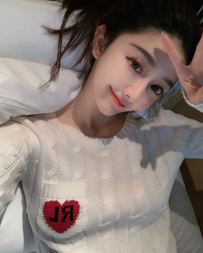 Pullover Sweater for women loose new autumn / winter net red lazy wind spring bottoming trend in 2020