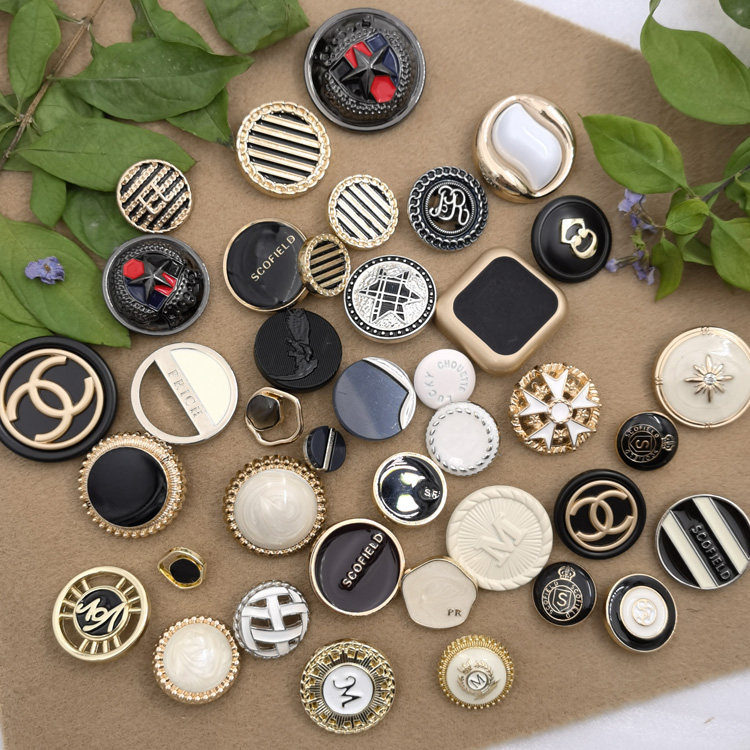 高档服装饰品锌合金钮扣电镀烤漆扣子小香风精致手缝扣子配件