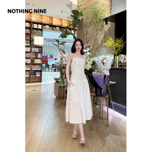 NOTHING 云絮浮雕白色连衣裙 NINE
