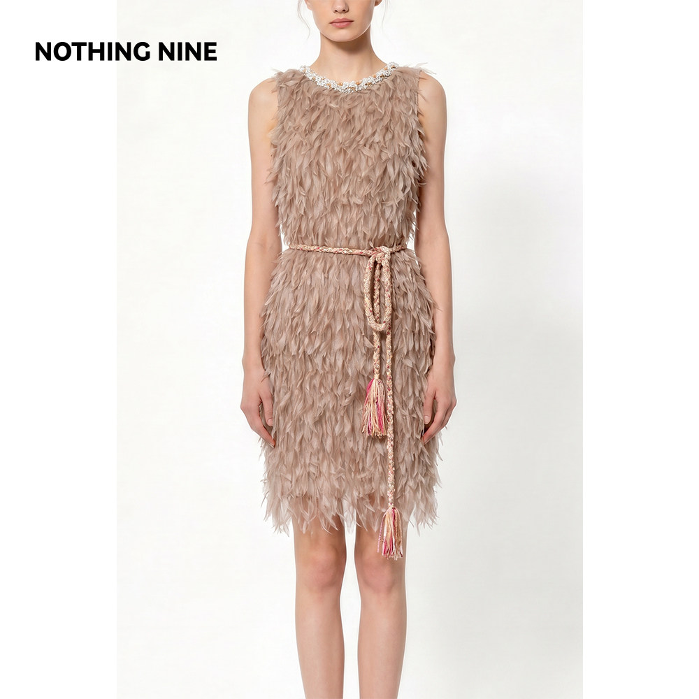 NOTHING NINE 桃翎漫纱裸粉羽毛连衣裙