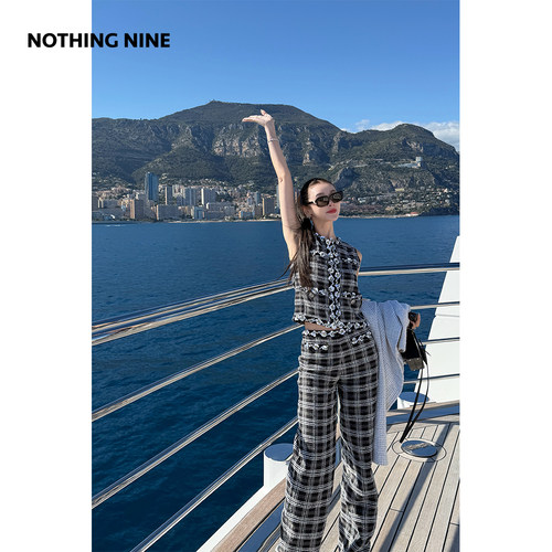 NOTHING NINE 墨晶秘语意大利进口格纹套装胸花马甲/长裤