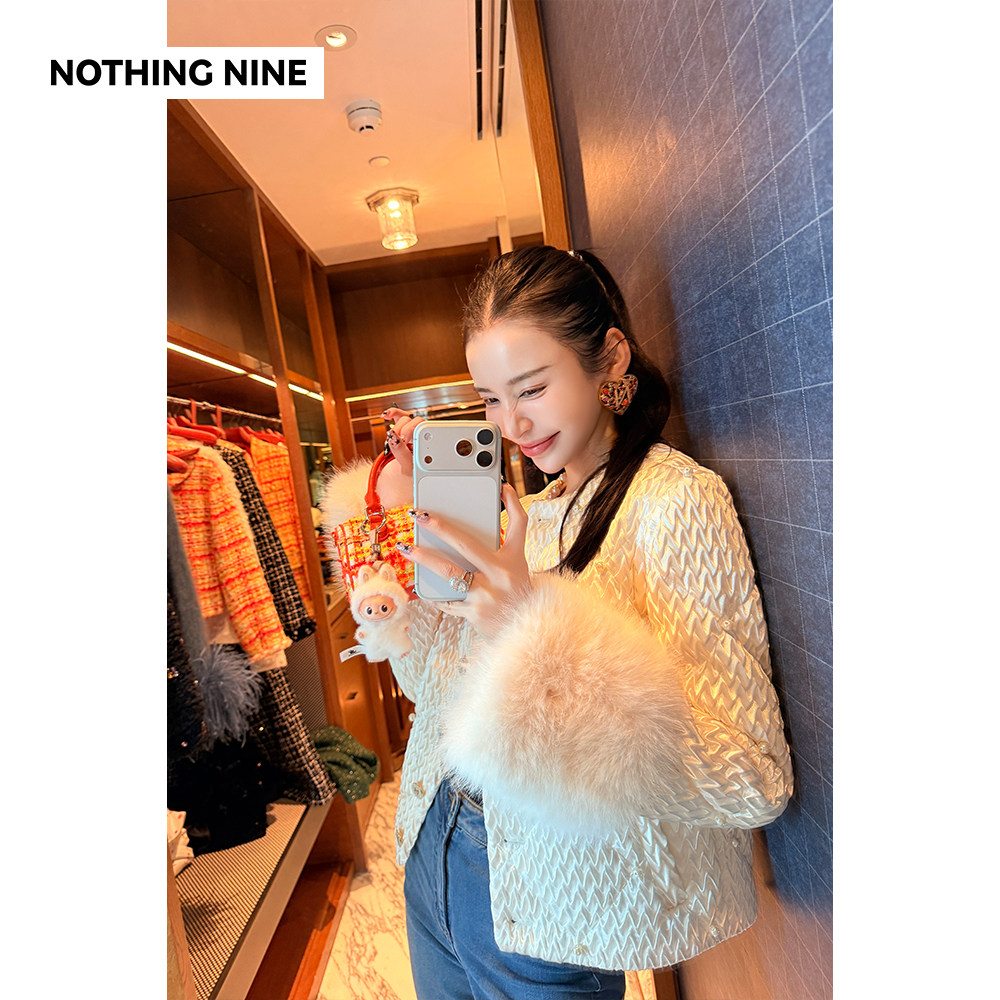 NOTHING NINE 奥斯汀白梦环保毛袖口手工珍珠点缀夹棉外套