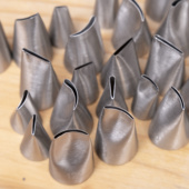 101 122国产124韩式 102 123 奶油霜牡丹裱花嘴 103玫瑰104 薄款