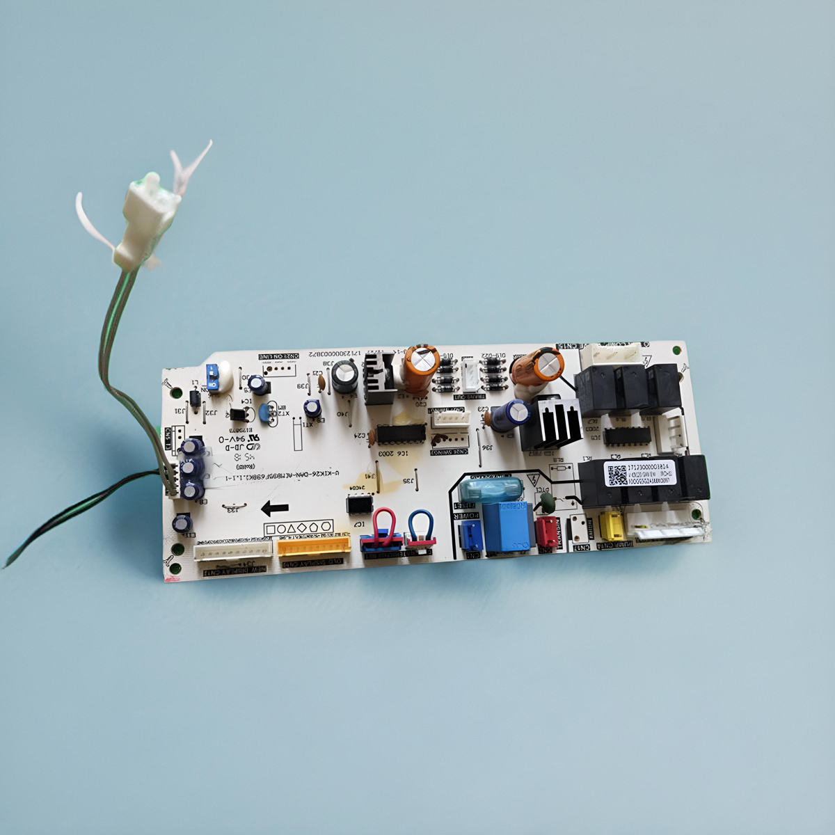 适用美的空调V-KIK26-DAN-A(MB95F 698K).1.1主板17123000003872