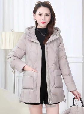新旭翔X823B821中老年人连帽羽绒服女装2023冬白鸭绒妈妈外套