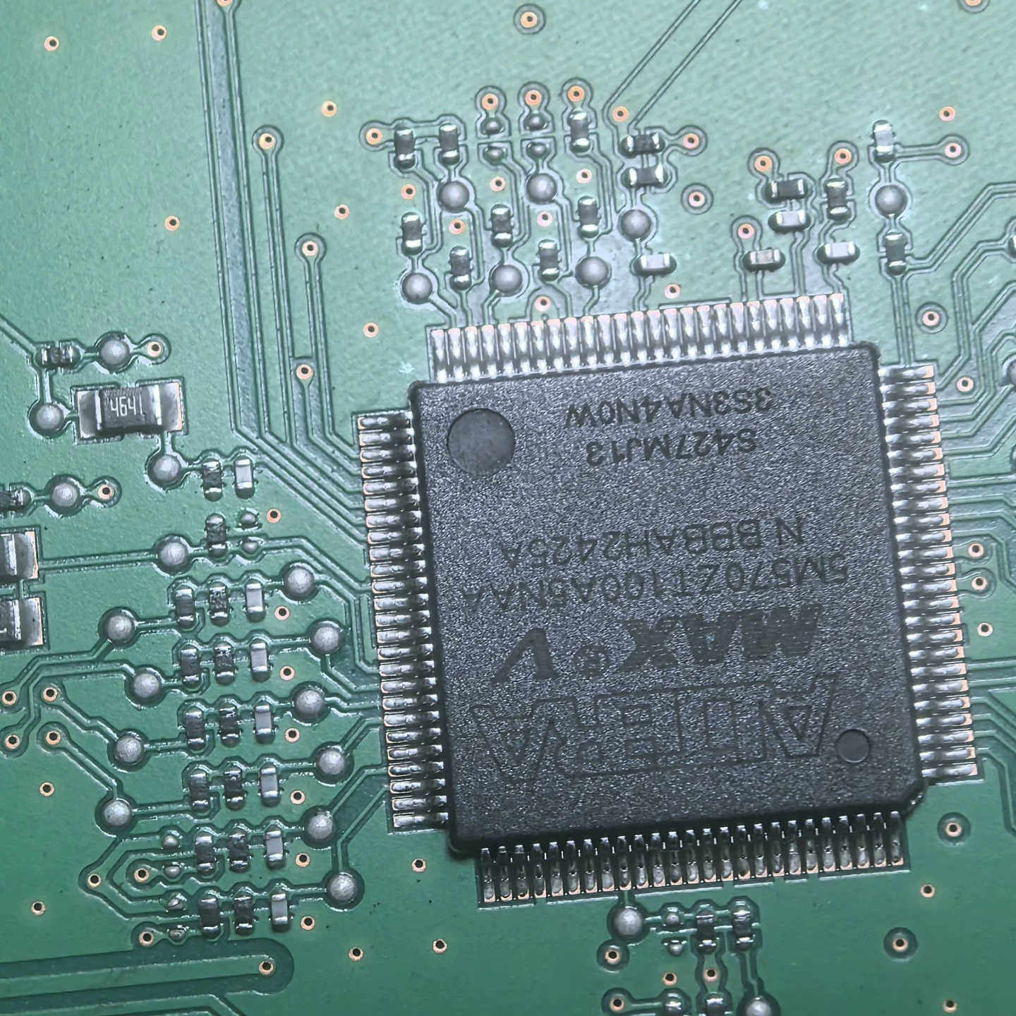 带英飞凌TriCore芯片，型号SAl-TC389QP-1.询价