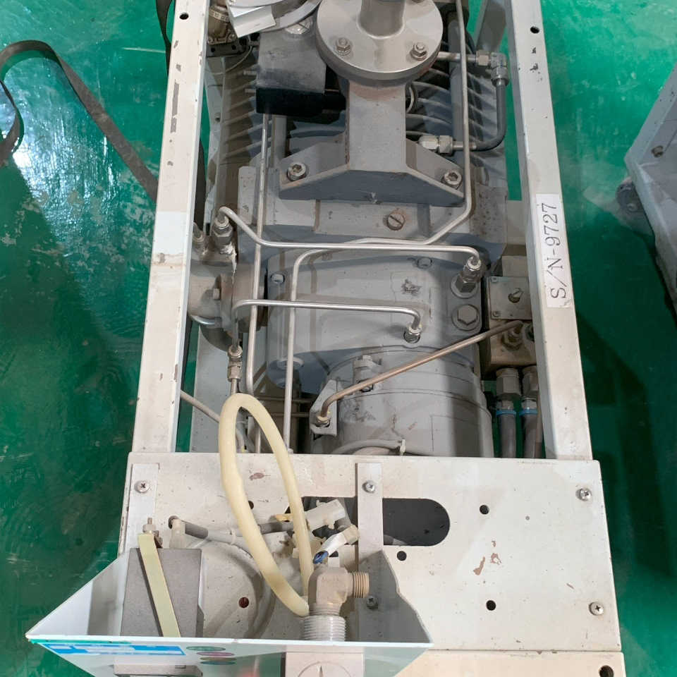 旧真空泵 品牌EDWARDS 型号QDP80 ，议价.询价