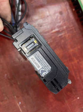 拆基恩士FSN-11N 光纤放大器 10个 出 能要联.询价