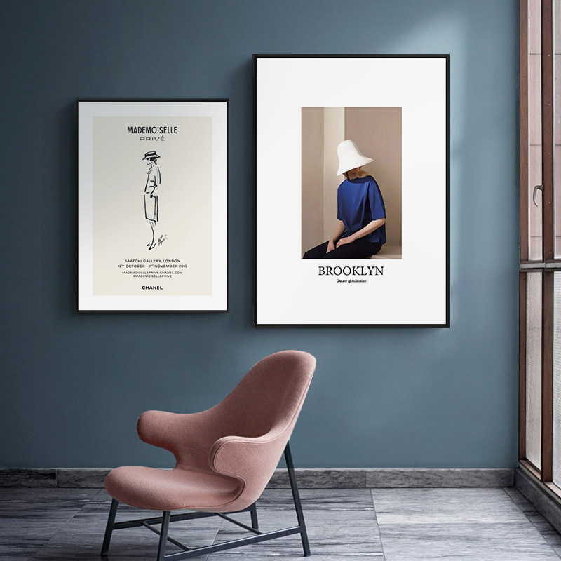 优雅姿态北欧文艺人物装饰画工作室壁画时尚女性服装店挂画