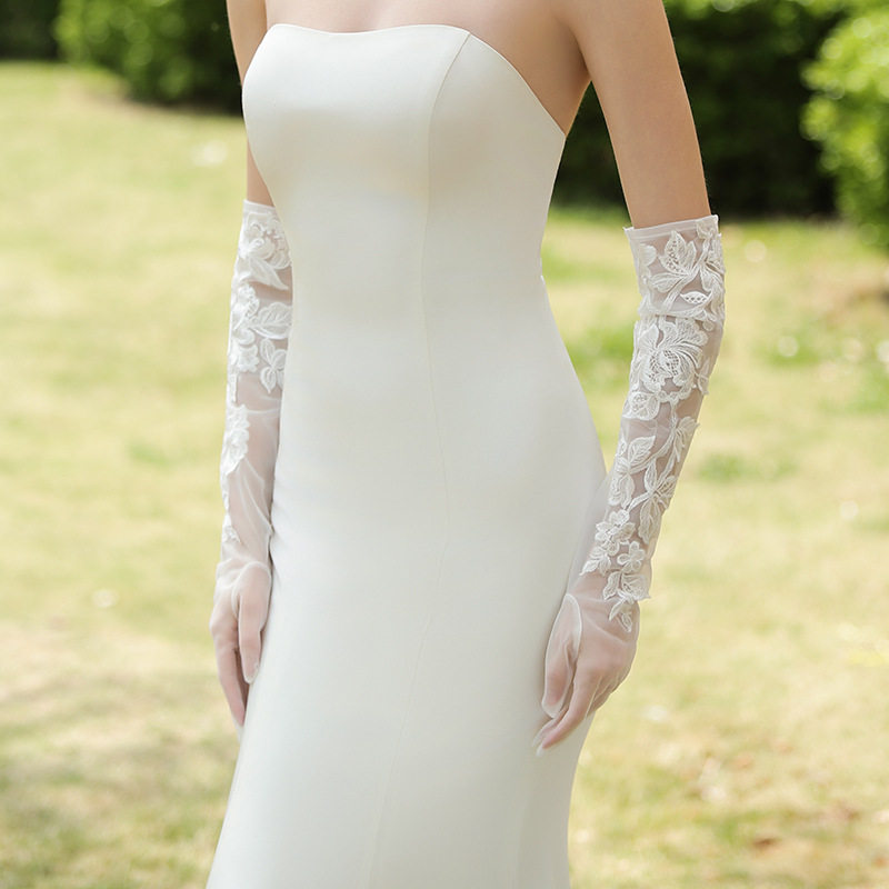 G90009新娘婚纱礼服短款薄纱蕾丝女士礼仪优雅风派对表演年会手套