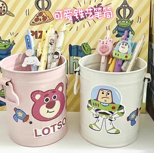 ins草莓小熊笔筒大容量桌面学生宿舍礼物小众高级化妆刷收纳笔筒
