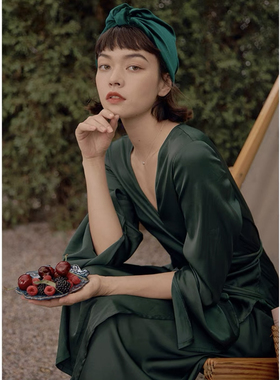 DEFINE法式连衣裙复古仿真丝绸缎出游气质V领茶歇裙一片式度假裙