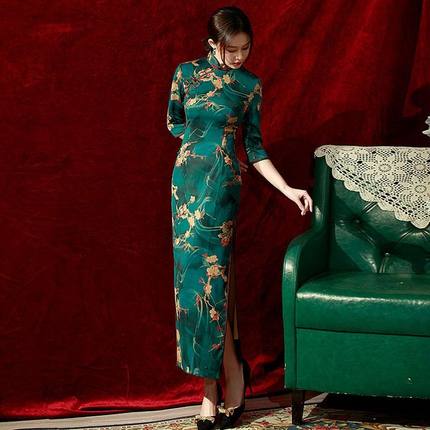 爱旗长袖新中式双层年女改良旗袍装走秀款新款2024演出服中长款春