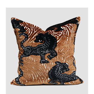 现代轻奢风抱枕样板房大平层沙发靠垫老虎纹提花割绒面料