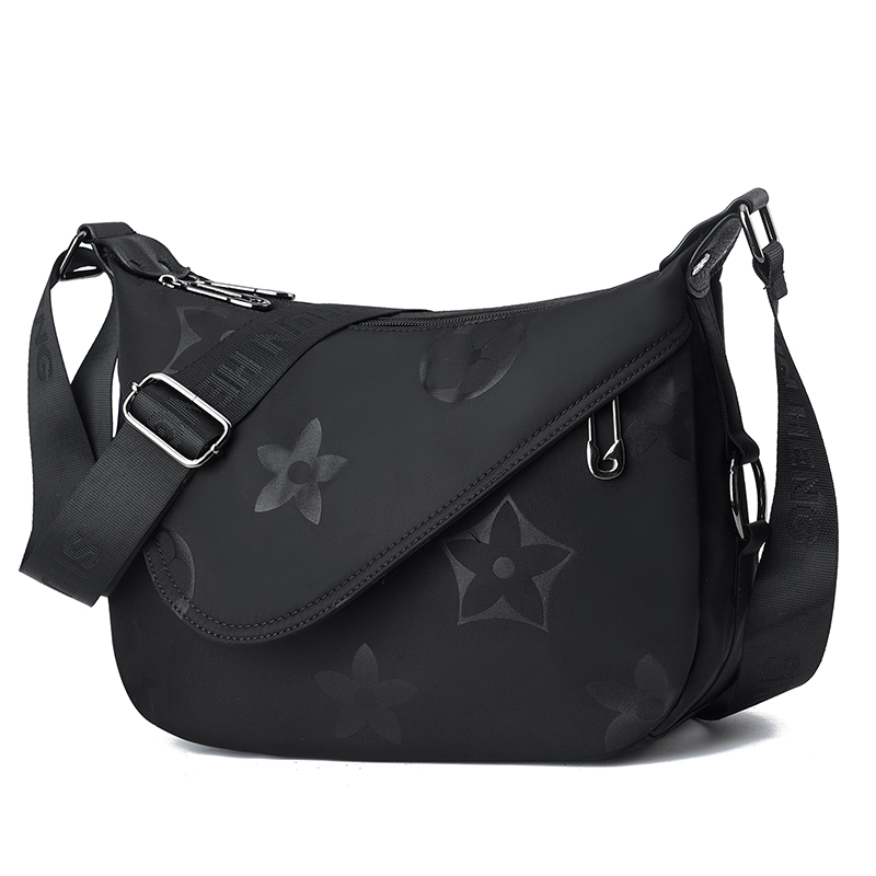 双拉链休闲横款单肩斜挎尼龙布包