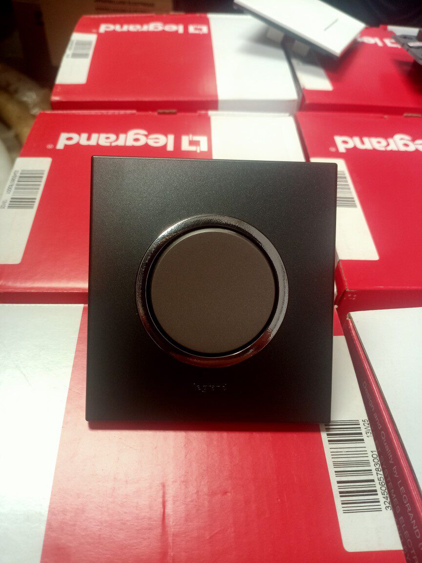 TCL罗格朗开关插座奥特镁色一开双控单开双控一位双联墙壁暗装86