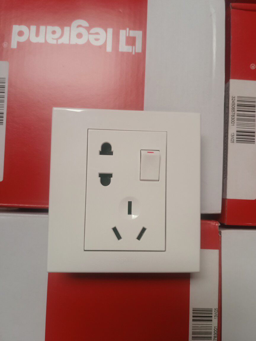 TCL罗格朗开关插座奥特陶瓷白一开五孔二三插带开关墙壁电源面板